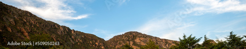 Panorama de belas montanhas no interior do BRasil