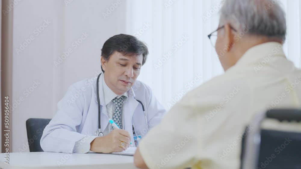 Doctor and patient are discussing consultation about symptom problem diagnosis of disease talk to the patient Doctor and patient are discussing consultation about symptom problem diagnosis of disease talk to the patient