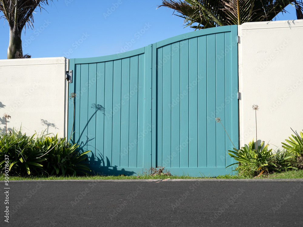 Turquoise asymmetric wooden gate Turquoise asymmetric wooden gate