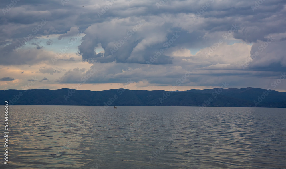 Fototapeta premium lake Sevan in armenia