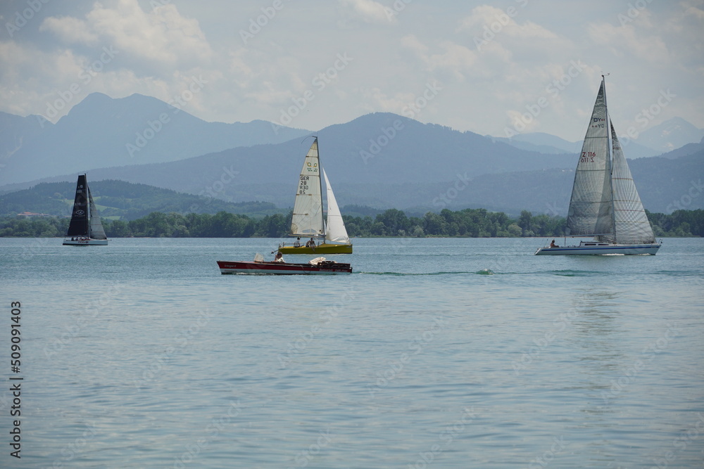 Fototapeta premium Prächtige Boote auf dem Chiemsee
