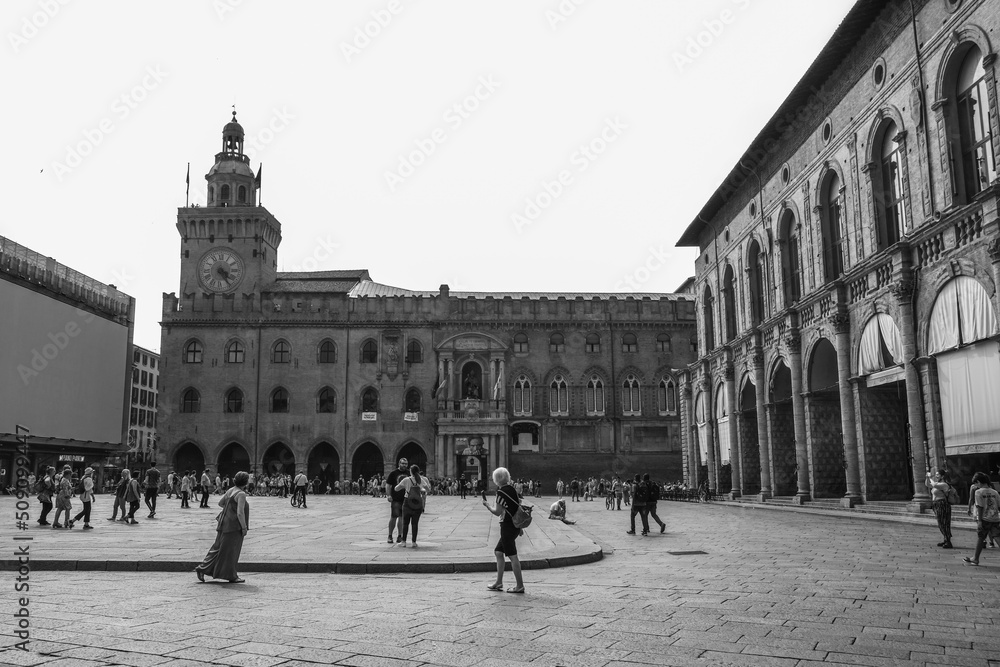 Obraz premium Bellezze architettoniche e monumenti di Bologna centro