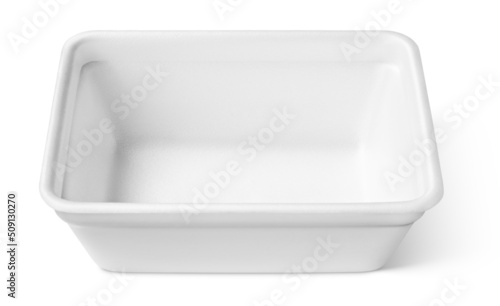 White plastic plate or styrofoam food container isolated on white background with clipping path © Roman Samokhin