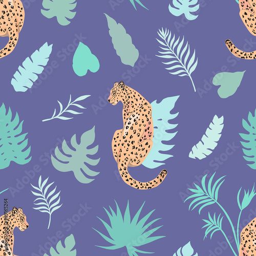 Tropic summer vector seamless pattern with leopard and tropical plants. Tropical botanical motives. Vector illustration. Summer decoration print for wrapping, wallpaper, fabric.