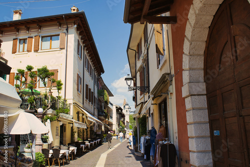Fototapeta Naklejka Na Ścianę i Meble -  Old town in Bardolino at Lake Garda in Italy