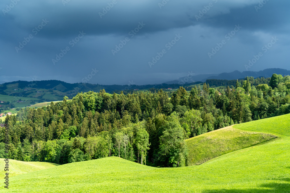 Schweiz Hügel und Bergland