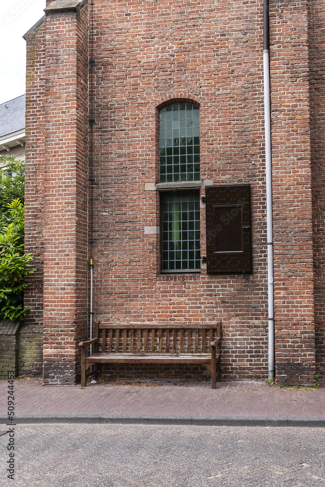 Foto de Intimate Chapel from 1390 with its beautiful arched windows and ...