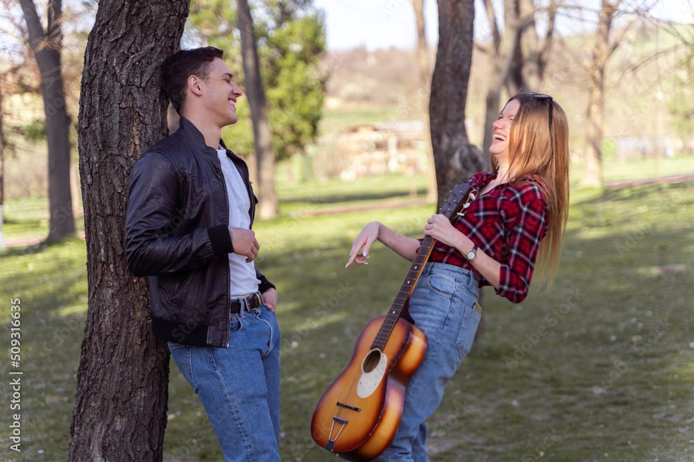 Fototapeta premium Laughing near the tree