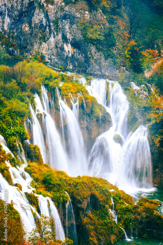 Fototapeta Naklejka Na Ścianę i Meble -  Autumn Waterfalls in Croatia