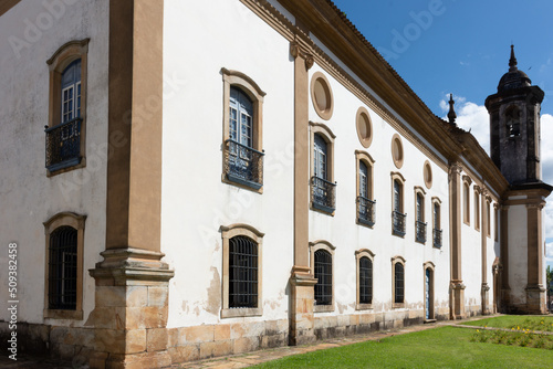 Vista lateral de prédio  © Rogerio