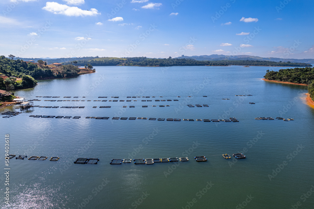 Fotografia aérea da represa de Caconde SP. Cidade do interior de São Paulo, Brasil. 2022.