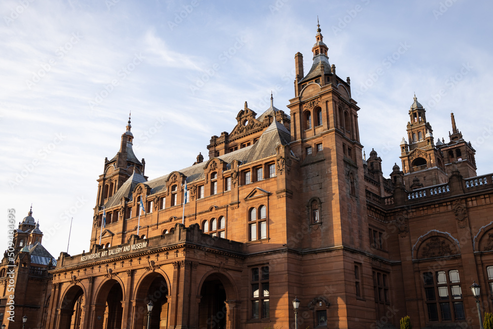Fototapeta premium Historic Kelvingrove Museum in Glasgow