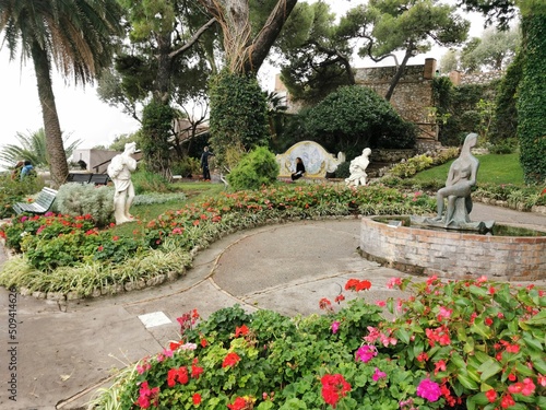 Isola di Capri - Napoli - I monumenti e gli scorci più suggestivi - paesaggi giardini e costruzioni photo