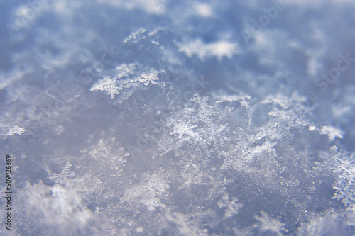 ice crystal © Thomas