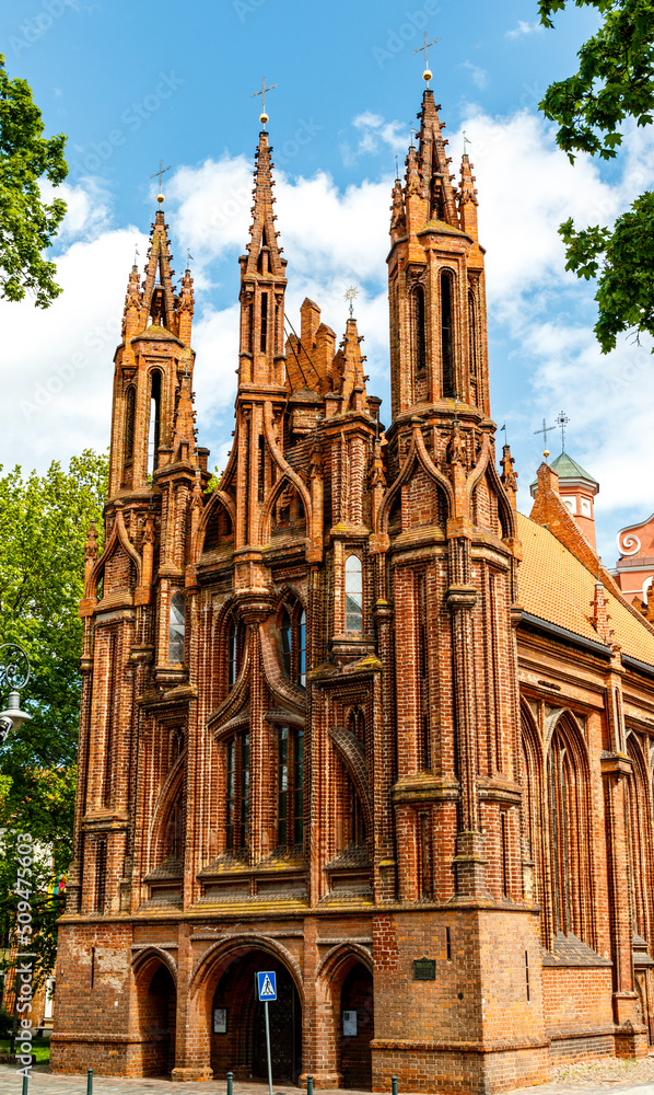 Fototapeta premium Facade of St. Anne's Church in Vilnius, Lithuania, Europe