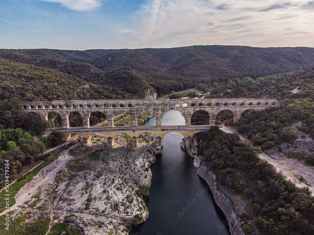 Fototapeta premium Drone Aerial Roman Aquaduct Pont du Gard ruins