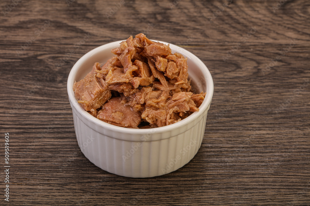 Canned tuna fillet for salad Canned tuna fillet for salad