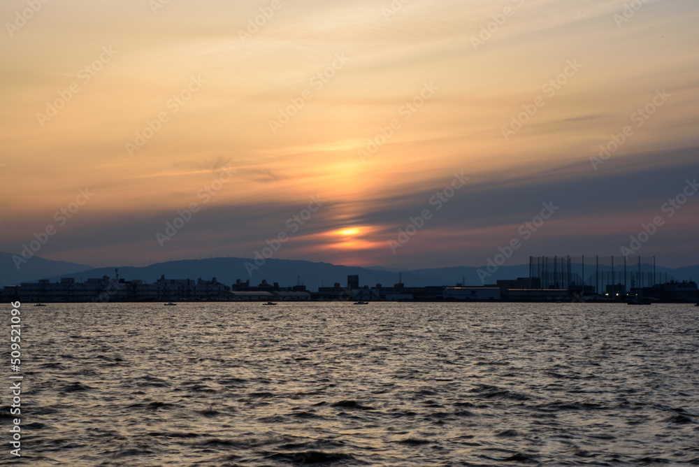 名古屋港の夕日