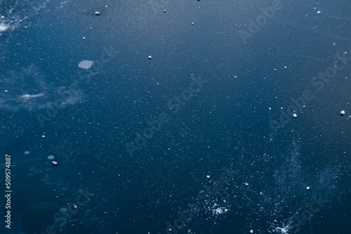 Lake's surface in the winter