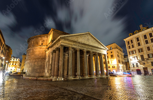 Night photography through the streets of Rome, Pantheon of Agtripa