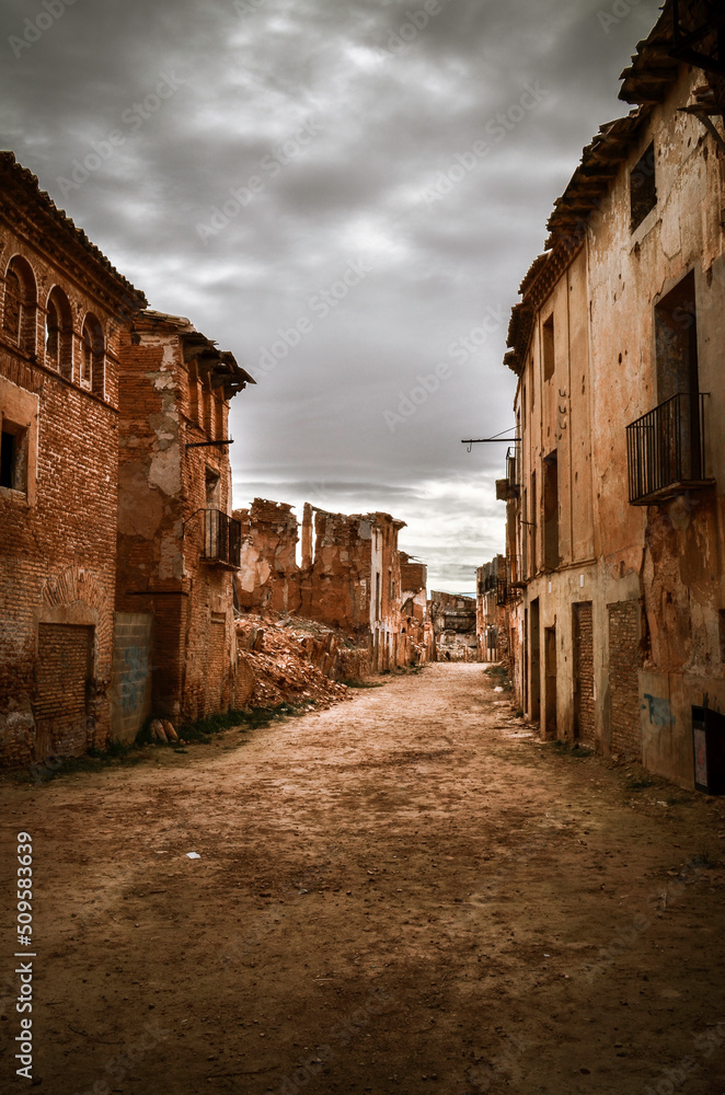 Old Town of Belchite, is one of the scenes of the battles of the Ebro in the Spanish Civil War.