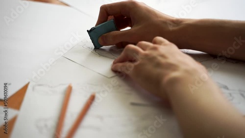 Man sketching figure drawing pencil and marker sketches - HD