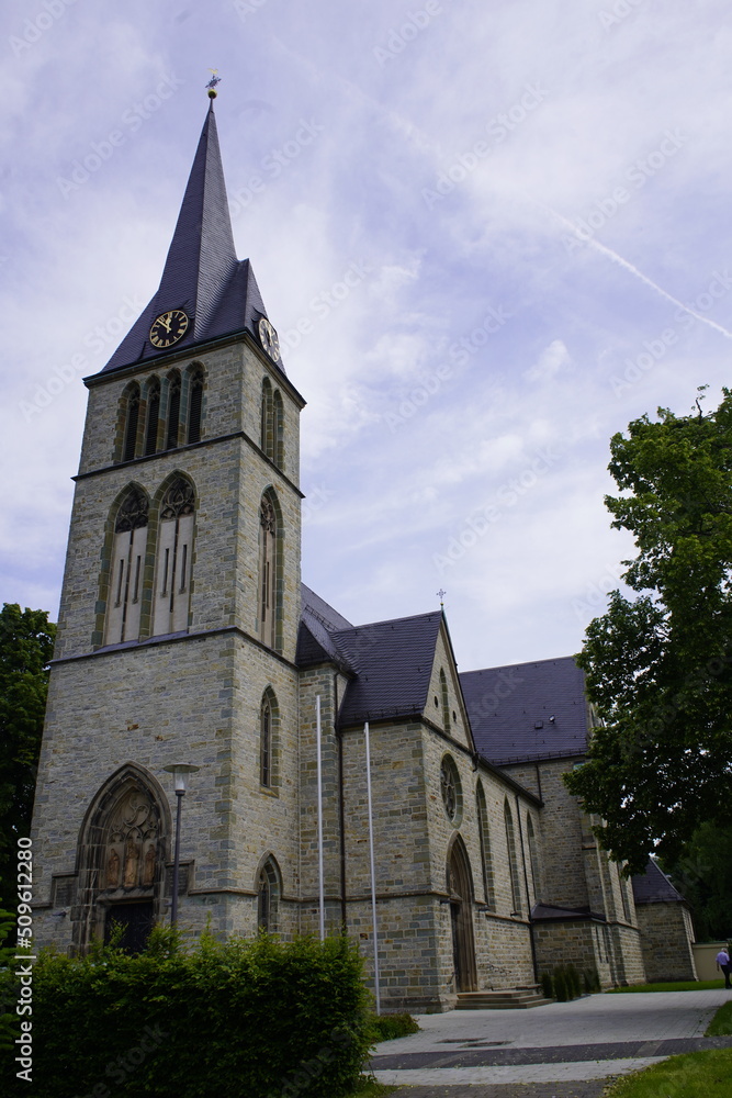 The Catholic parish church of the Holy Cross is a listed church building in Altenbeken, a municipality in the Paderborn district in North Rhine-Westphalia. Germany The Catholic parish church of the Holy Cross is a listed church building in Altenbeken, a municipality in the Paderborn district in North Rhine-Westphalia. Germany