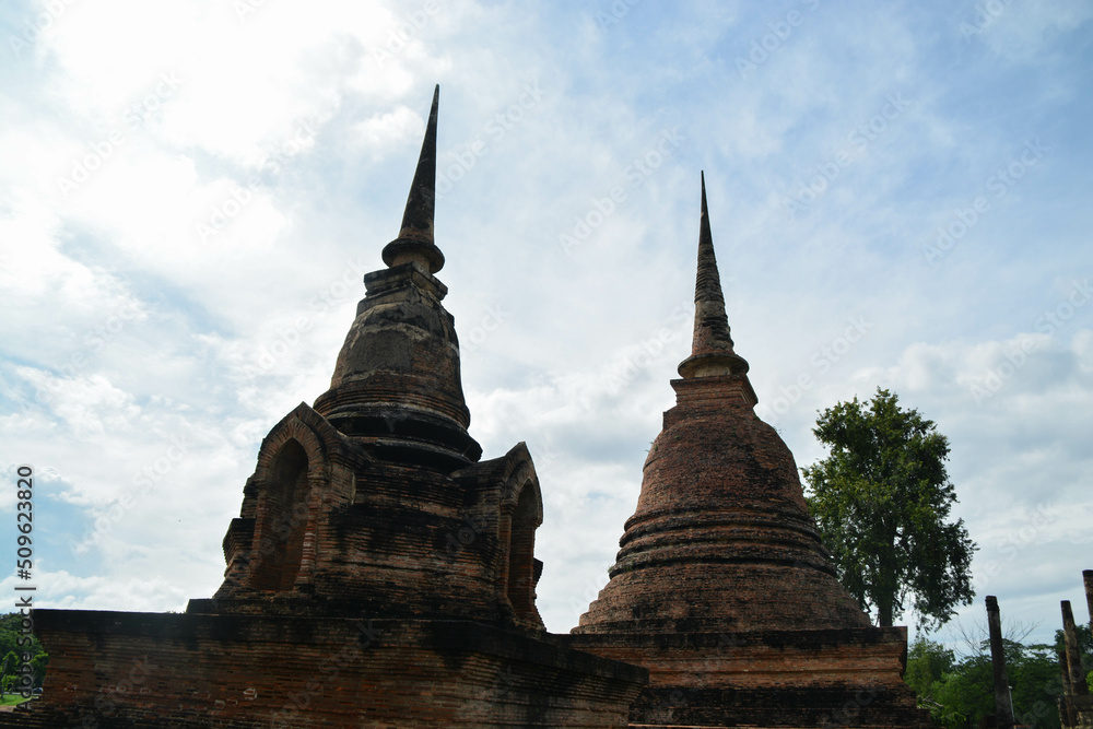 Fototapeta premium 2 Old laterite pagoda with clear sky.