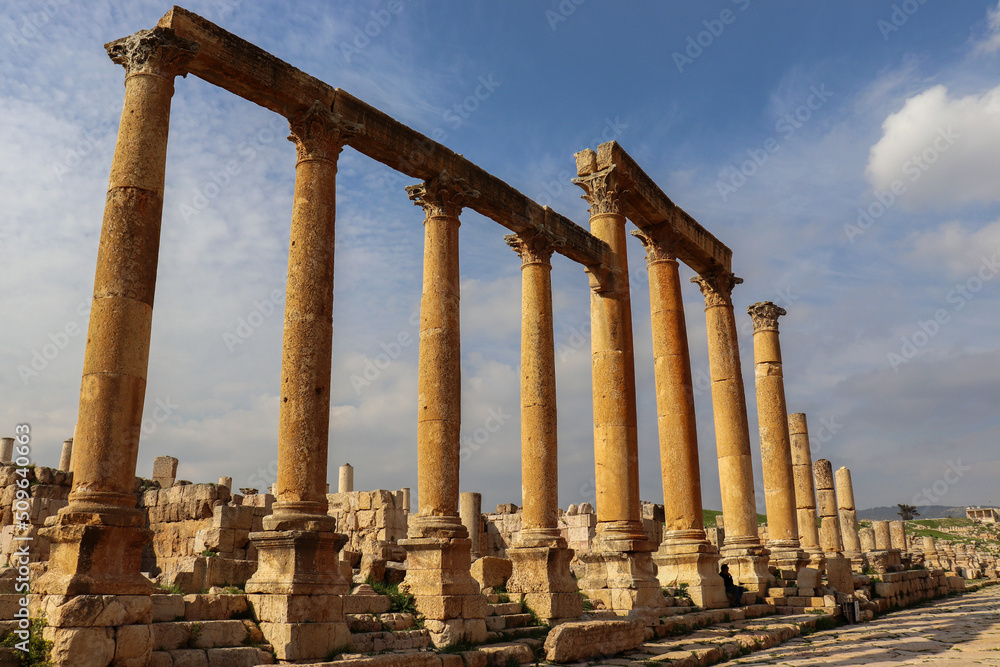 Fototapeta premium Jerash, Jordan - columns in historical Jerash city (Grassa) Roman and Greek city