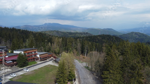 Wallpaper Mural mountains in the mountains Torontodigital.ca