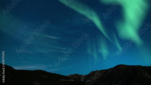 Aurora Borealis Green Loop Winter Mountain Ridges Northern Lights