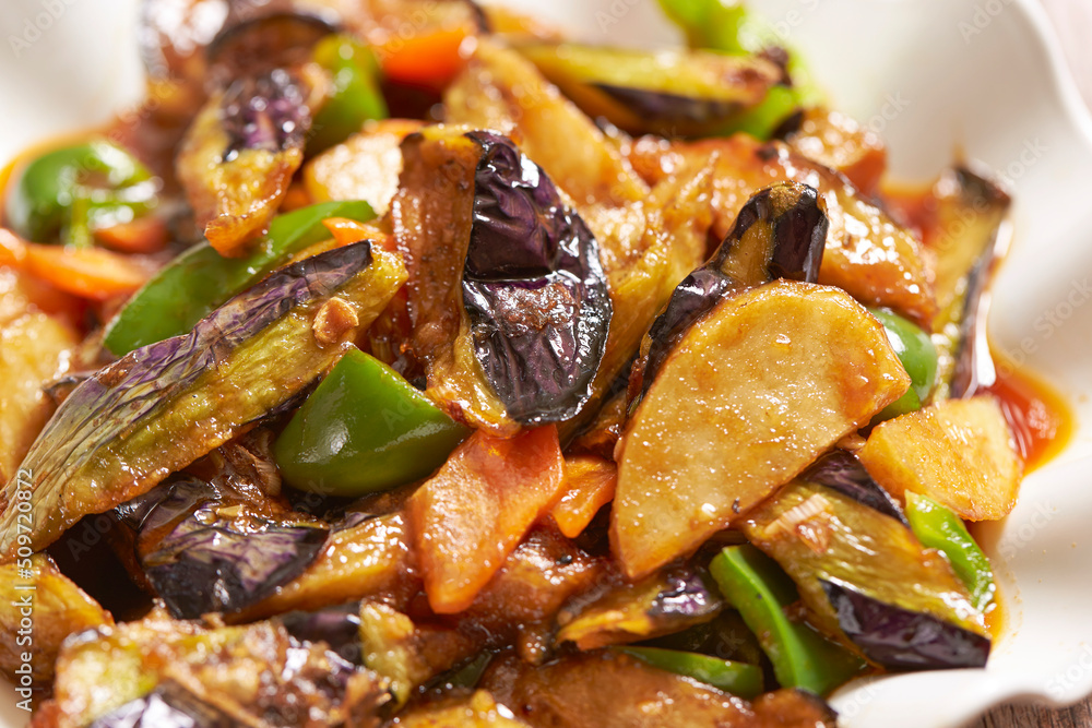 Stir-fried Vegetables with Spicy Sauce