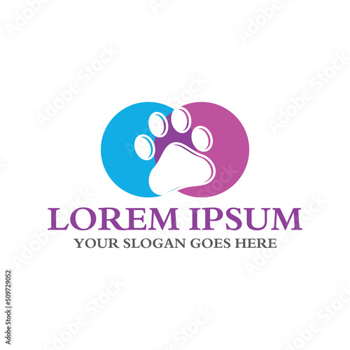 pets care logo , veterinary logo vector