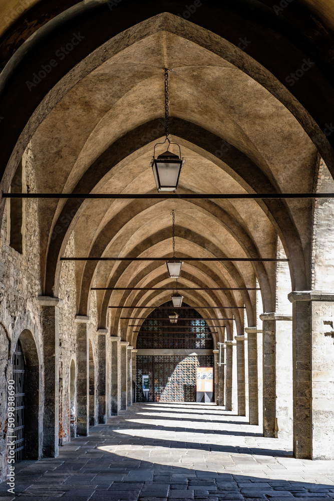 Bergamo, portici