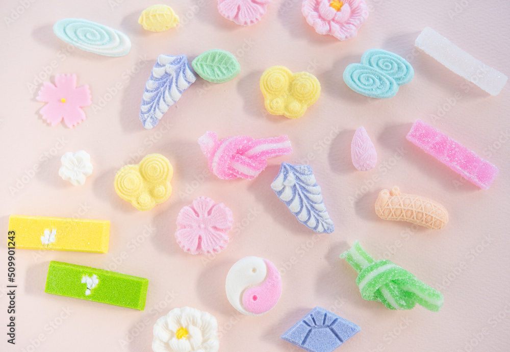 かわいい春の干菓子 落雁 和菓子 琥珀糖 かわいい春の干菓子 落雁 和菓子 琥珀糖
