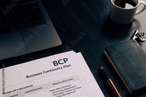 Obraz na plátně There is dummy documents that created for the photo shoot on the desk about Business Continuity Plan