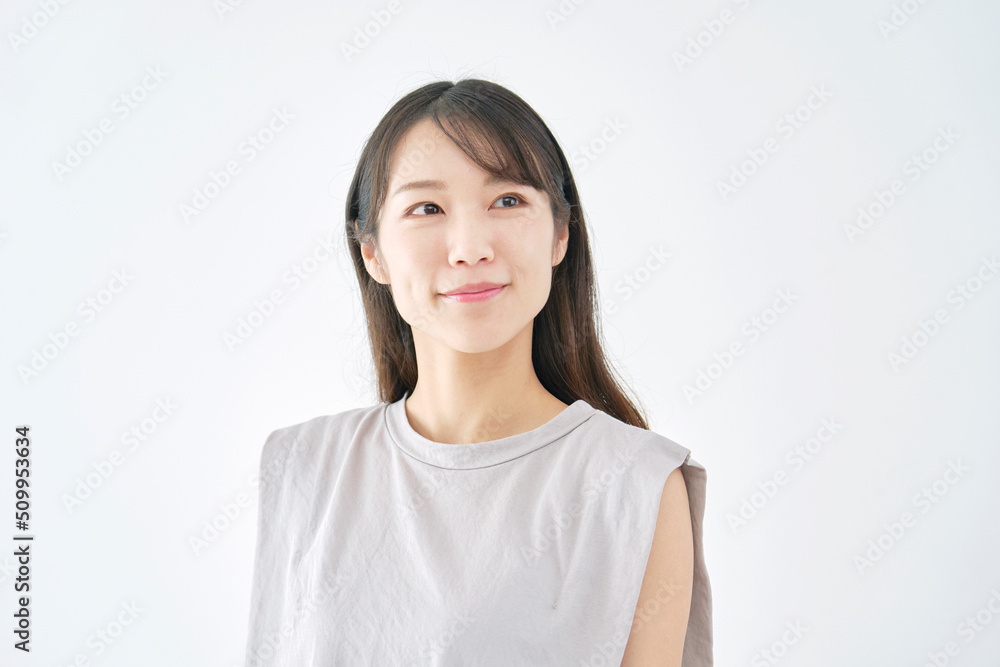 白背景の女性ポートレート 白背景の女性ポートレート