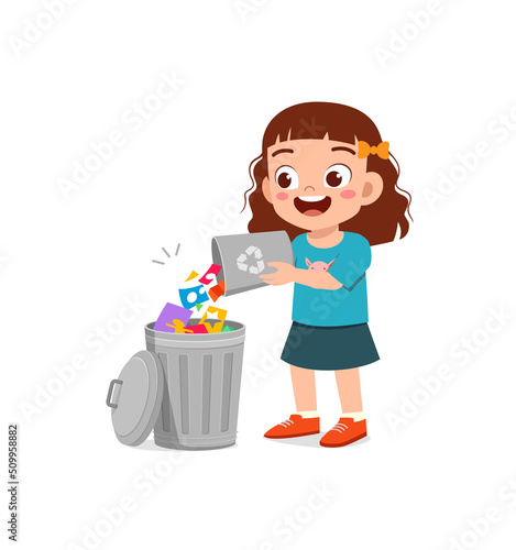 little kid throw trash to trash bin