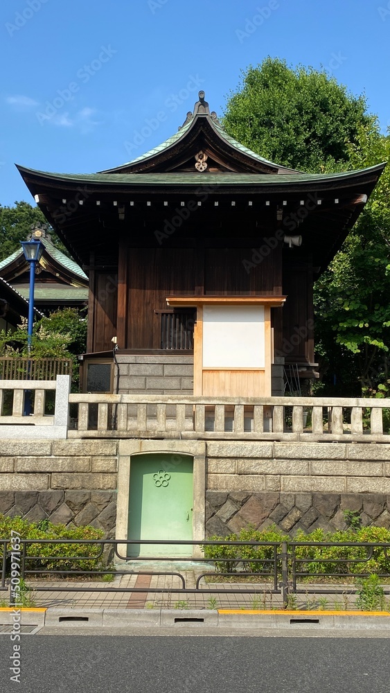 Obraz premium The ancient wooden shrine structure with small secretive gate, Japanese shrine year 2022 “Gojyoten Jinjya” June 10th