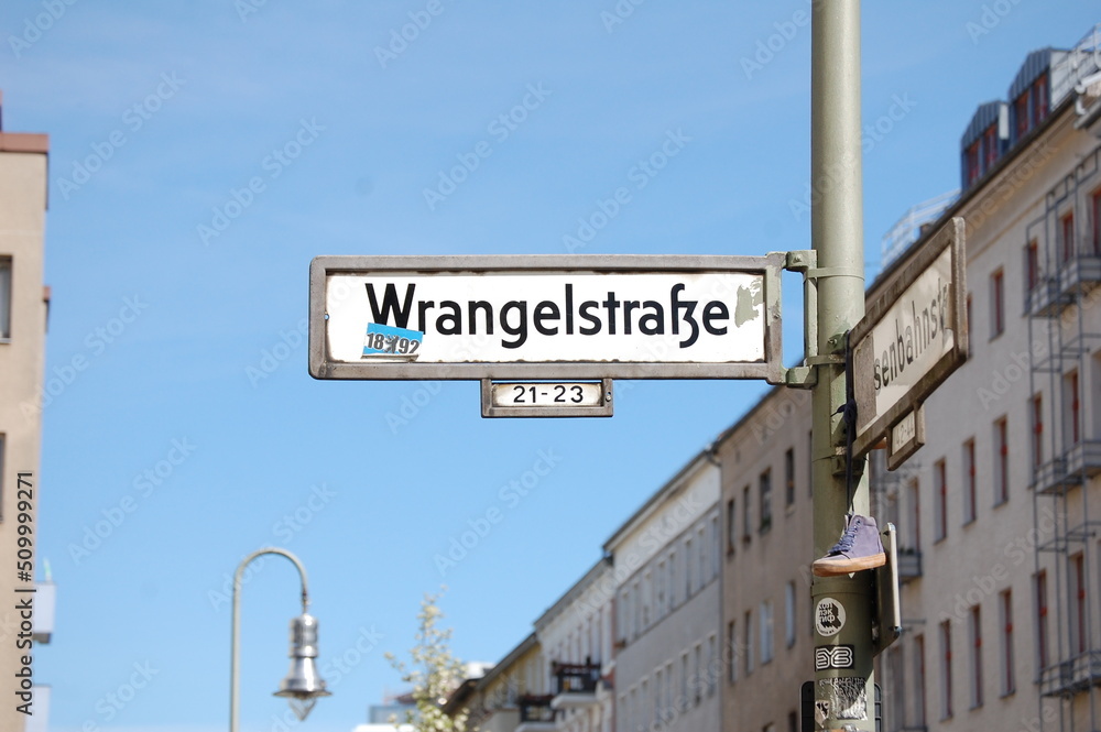 Fototapeta premium street sign in the city