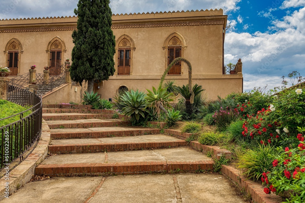 Fototapeta premium Noble house Agrigento Sicily