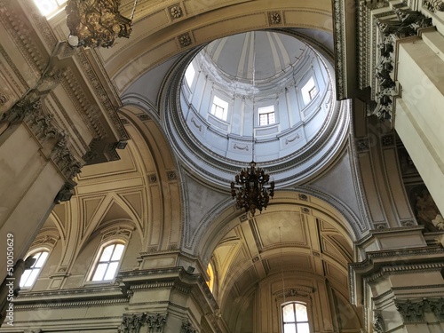 La magnifica Sicilia  I migliori paesaggi ed i monumenti di  Palermo  Cefal    Morreale  San Vito lo Capo  Trapani  Erice  Sciacca  Agrigento  le Saline  Siracusa  Etna e Taormina.