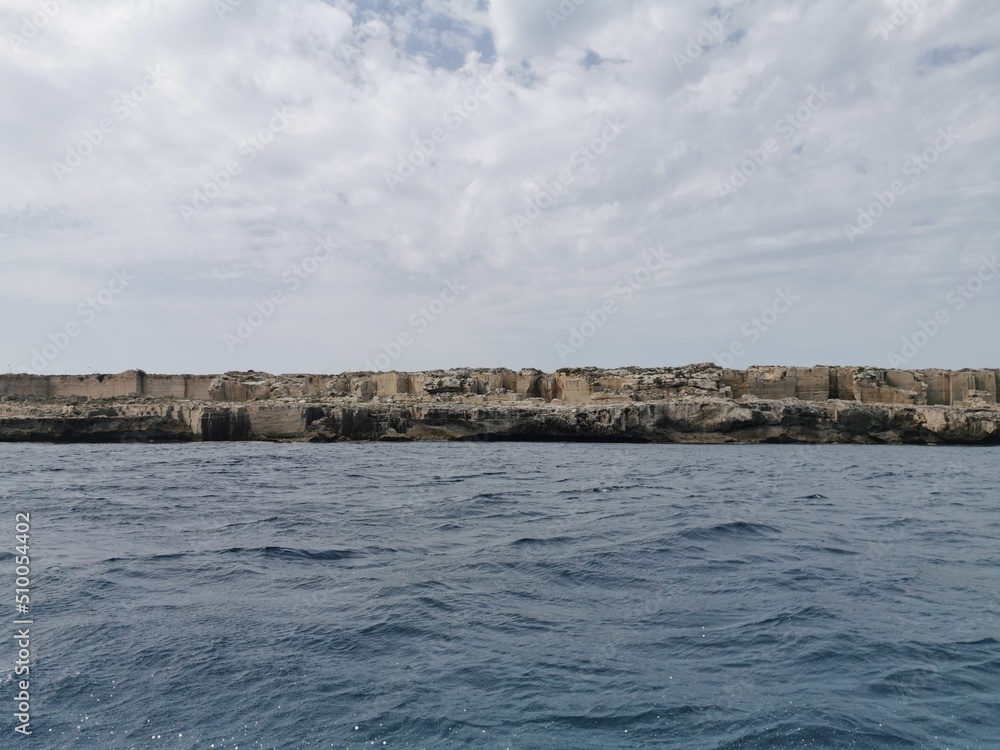 La magnifica Sicilia! I migliori paesaggi ed i monumenti di: Palermo, Cefalù, Morreale, San Vito lo Capo, Trapani, Erice, Sciacca, Agrigento, le Saline, Siracusa, Etna e Taormina. La magnifica Sicilia! I migliori paesaggi ed i monumenti di: Palermo, Cefalù, Morreale, San Vito lo Capo, Trapani, Erice, Sciacca, Agrigento, le Saline, Siracusa, Etna e Taormina.