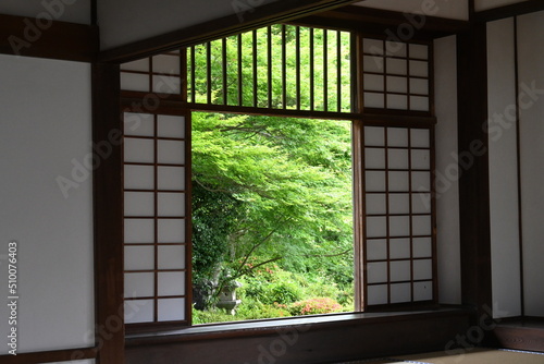 6月に参拝した京都市源光庵の迷いの窓
