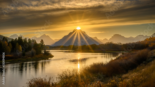 Canvastavla Sun atop of the mountain at Oxbow Bend in Grand Teton National Park