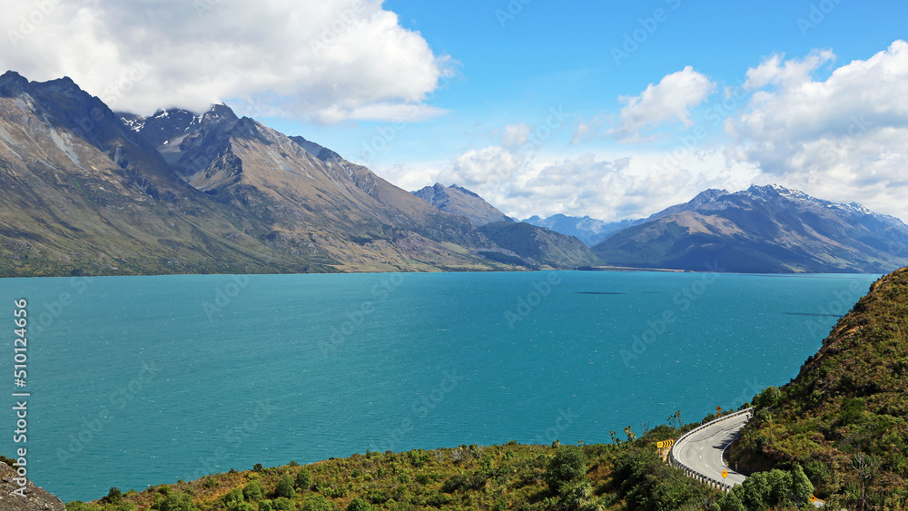 Scenic road on Lake Wakatipu - New Zealand