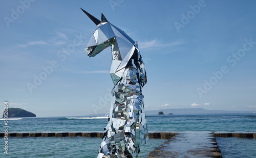 Walking mirror unicorn