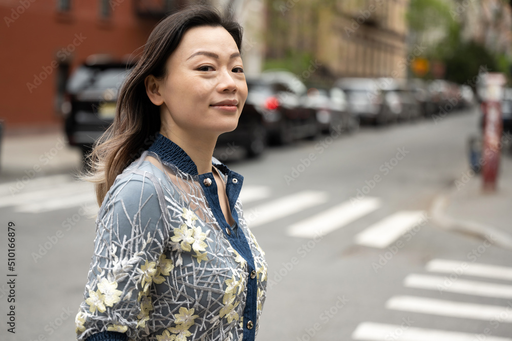 Woman walking in the city Woman walking in the city