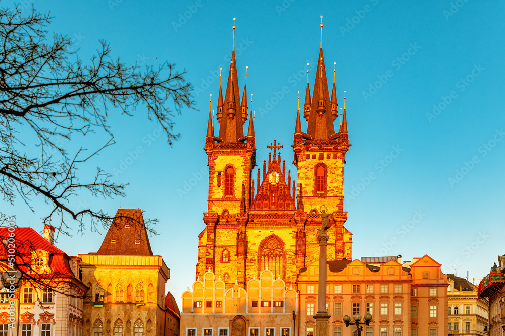 Obraz premium Church of Our Lady before Tyn on Old Town Square in Prague, Czech Republic, on blue sky background