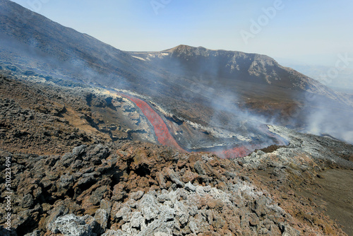 Colata di lava sul vulcano Etna-Sicilia